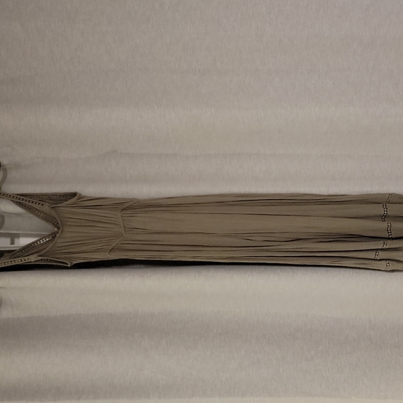 Romper - Picture 2 of 3